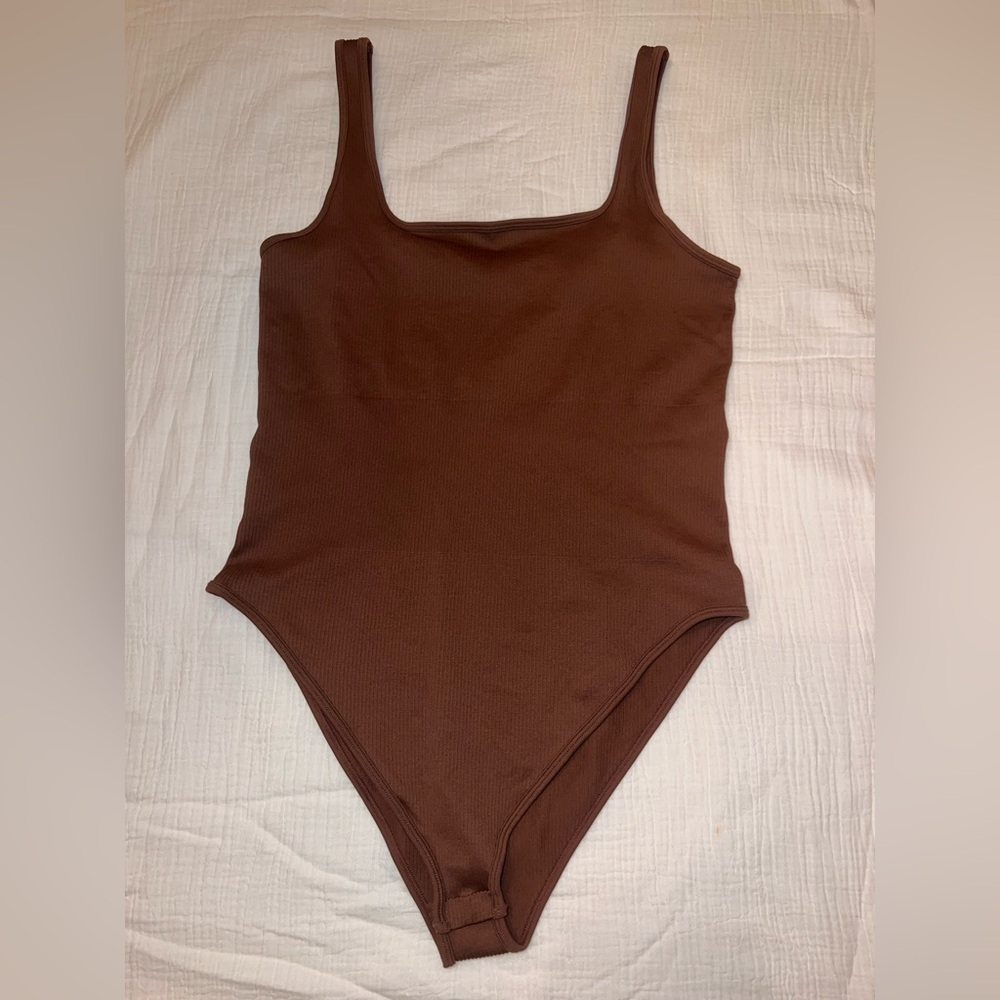 OQQ Ribbed Brown Bodysuit XXL | Square Neck Thong Snap Closure‎